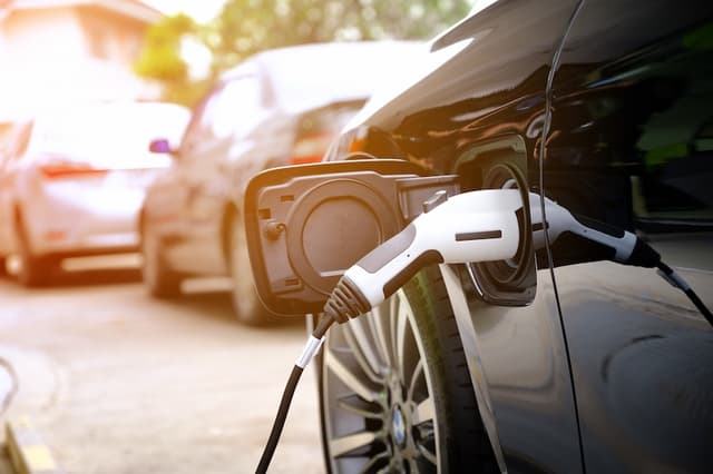 The Rise of Electric Vehicles: Understanding EV Auto Warranties