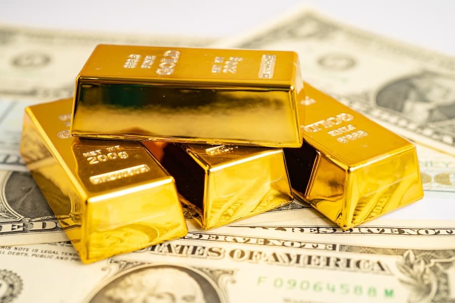 Gold Holds Steady: Showing Strength as a Precious Metal Anchor