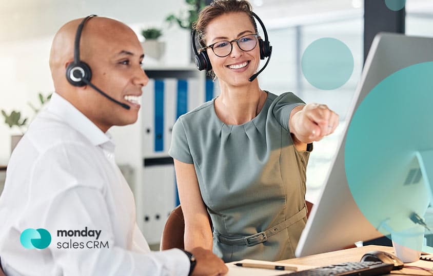 Monday.com CRM: Experience a 360-Customer View