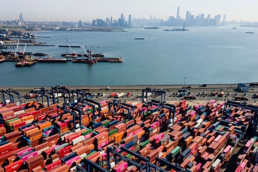 US Ports Reopen as Dockworkers End Strike Disruption