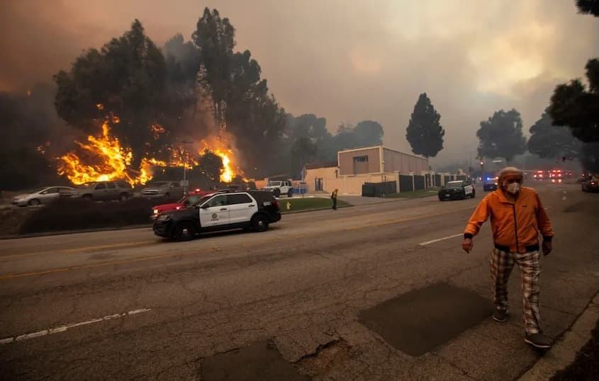 LA Wildfires Shake Hollywood: Oscars & Awards Season Disrupted