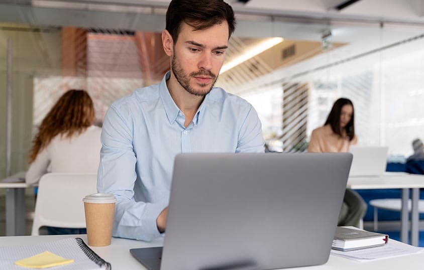 Free Domain Registrars: Benefits, Risks & Top Picks