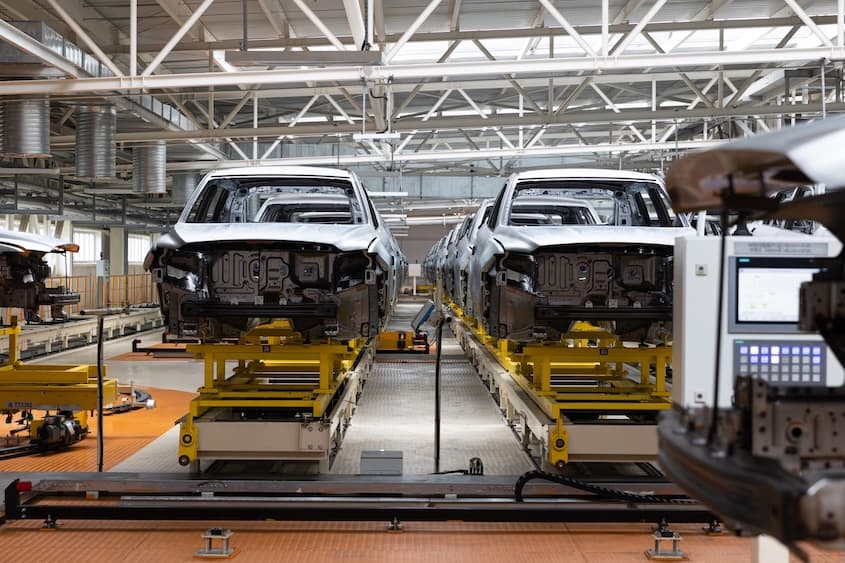 Back to Gas: Why GM’s $4B Shift Signals an EV Reality Check